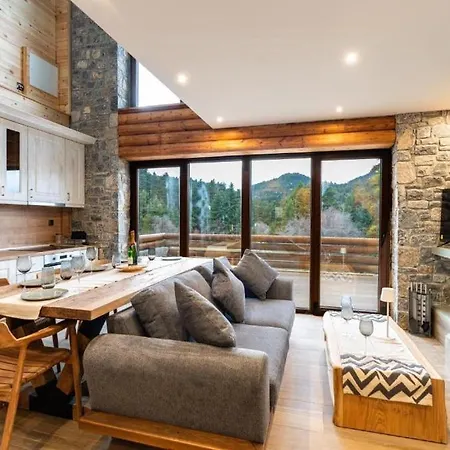 Monte Chalet *